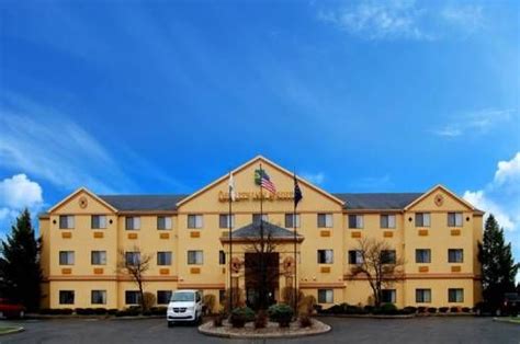quality inn south bend university area